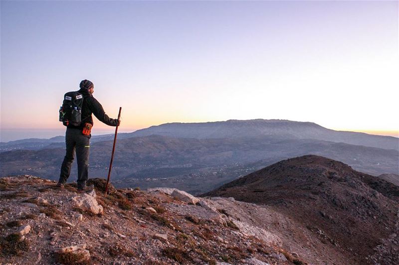 A beautiful scenery 🗻🚶🍃Sunrise 🌄 ... (My Adventures Lebanon)