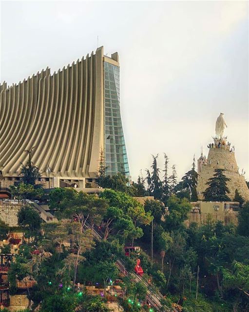 A blessed ending of Our Virgini Mary in her Holy month 🙏----------------- (Our Lady of Lebanon)