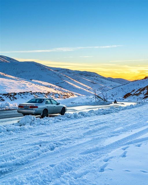 A chilly evening! The beautiful snow covered mountains of Mzaar Kfardebian... (Mzaar Kfardebian)