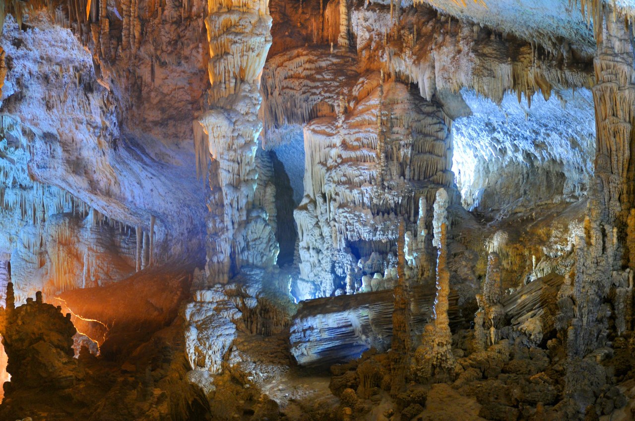 A Collection of Pictures From Jeita Grotto