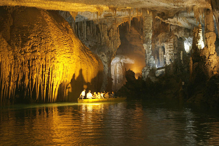 A Collection of Pictures From Jeita Grotto