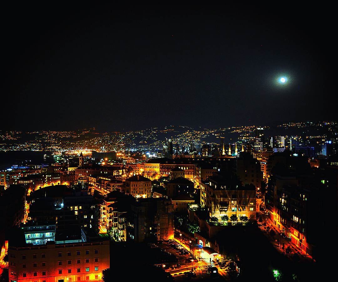 A country that never sleeps ... Lebanon  ig_lebanon  super_lebanon ... (Beirut, Lebanon)