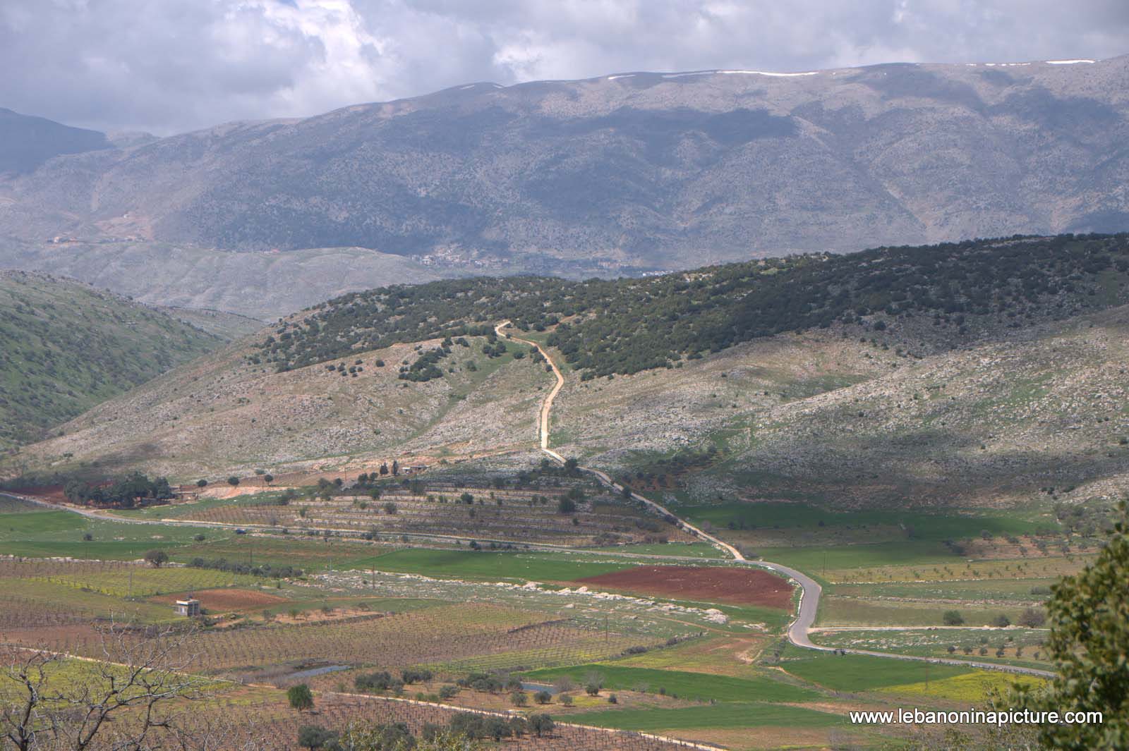 A Hike in kfarmishki Bekaa with Promax (kfarmishki, Bekaa)