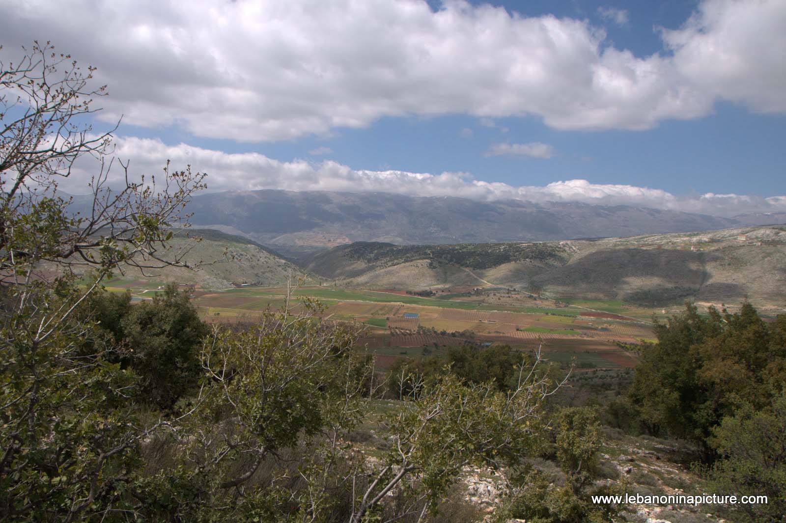 A Hike in kfarmishki Bekaa with Promax (kfarmishki, Bekaa)