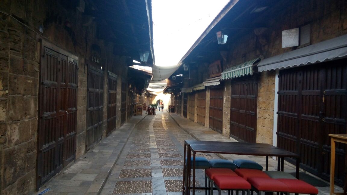 A morning walk in Byblos