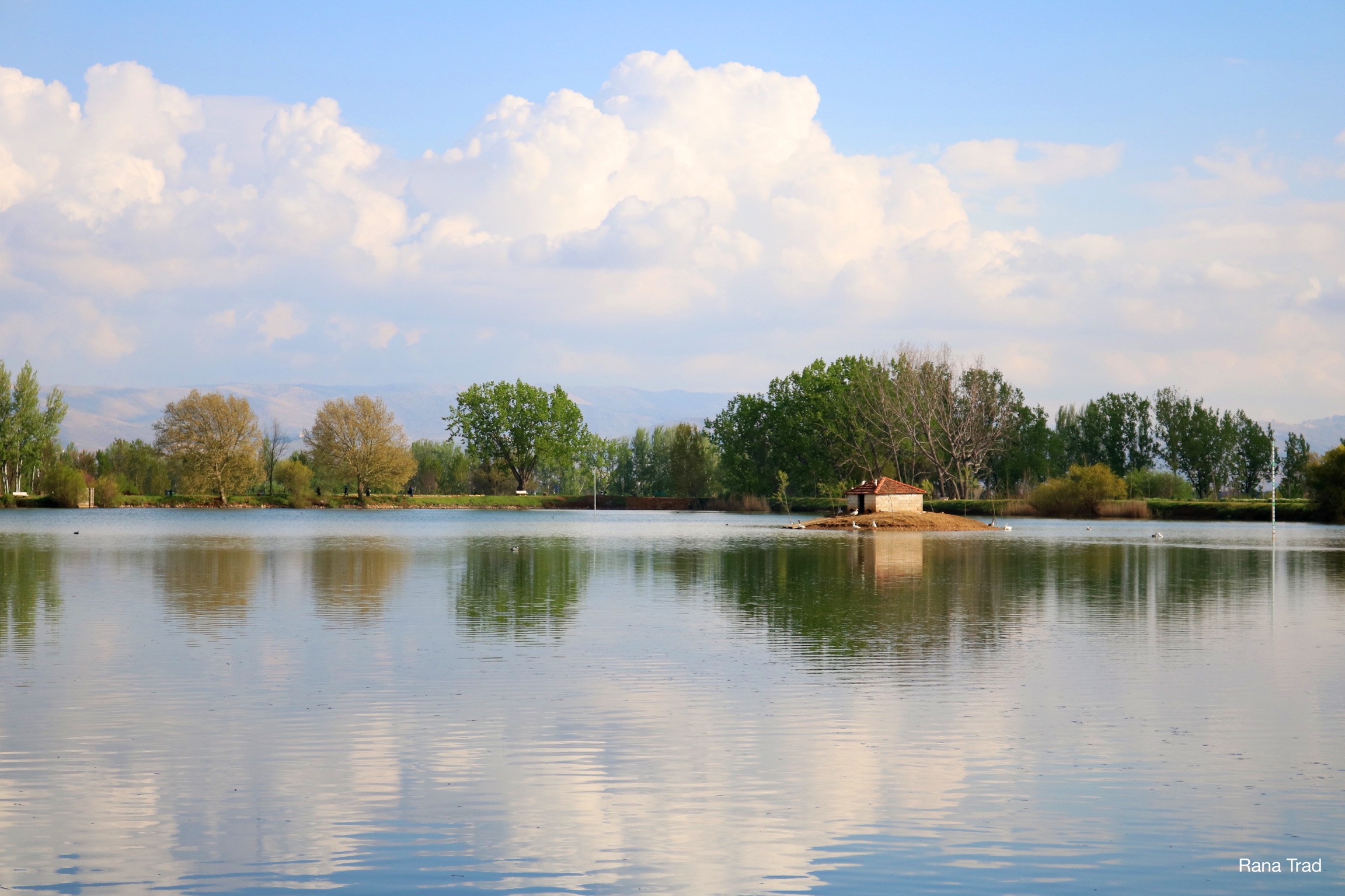 A scenery like no other - Taanayel Lake