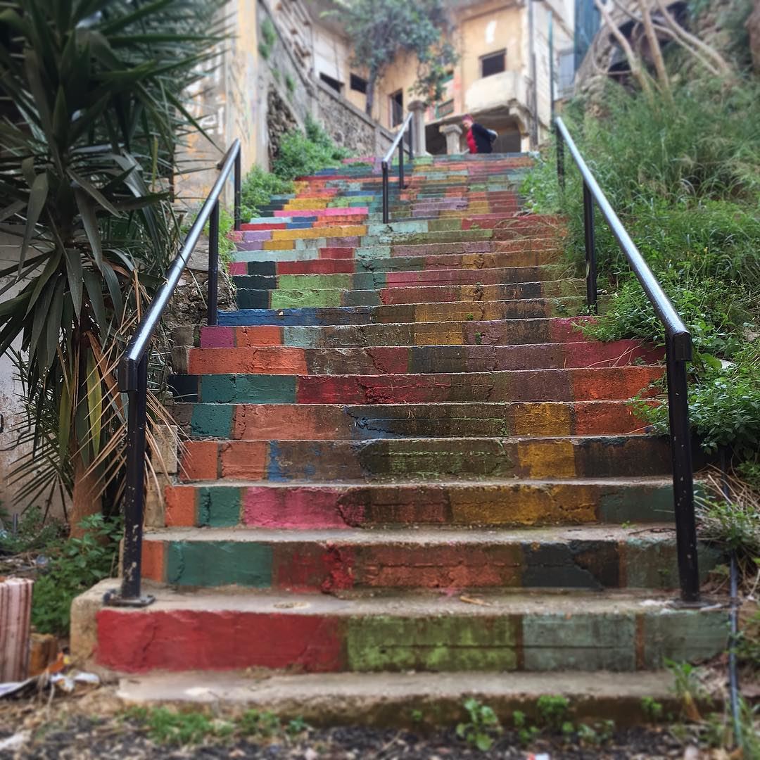 A  walk through the  streets of  Beirut reveals its hidden  stairs ... (Achrafieh, Lebanon)
