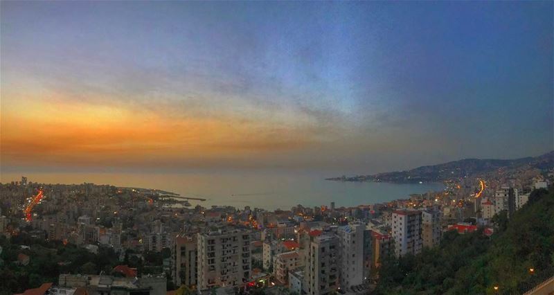 A well deserved weekend is waiting for us• whatsuplebanon  insta_lebanon... (Joünié)