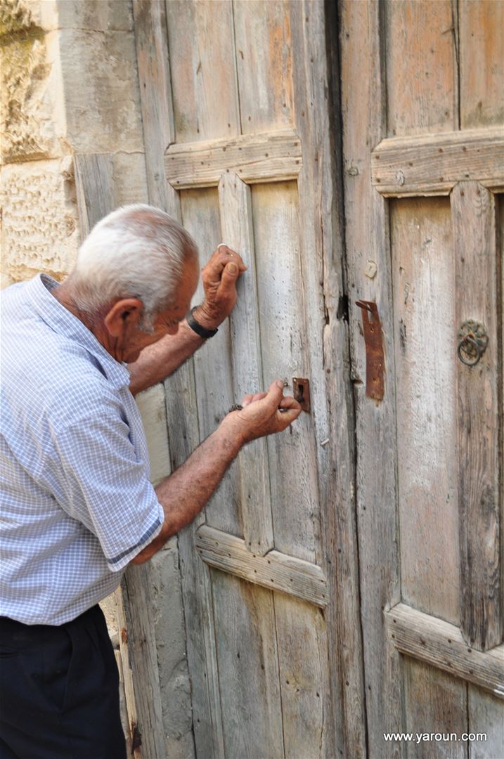 Abou Elias Opening the Door 