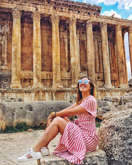 Adoramos as fotos que a @dinardiniya tirou em Baalbeck. Se você também tem... (Baalbek, Lebanon)