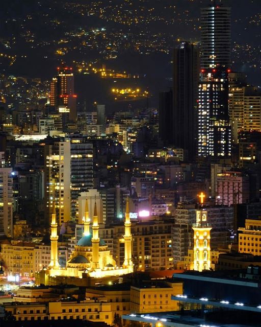 An eagle eye look at Beirut where mosques embrace churches.By @al_1002 ... (Downtown Beirut)