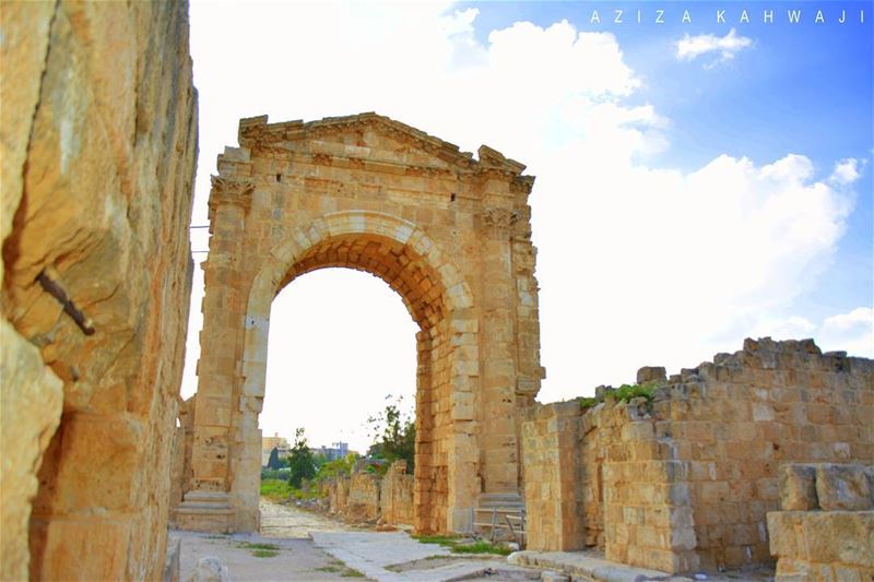 Arc De TriompheDon't wait for opportunity...Create... (Roman ruins in Tyre)