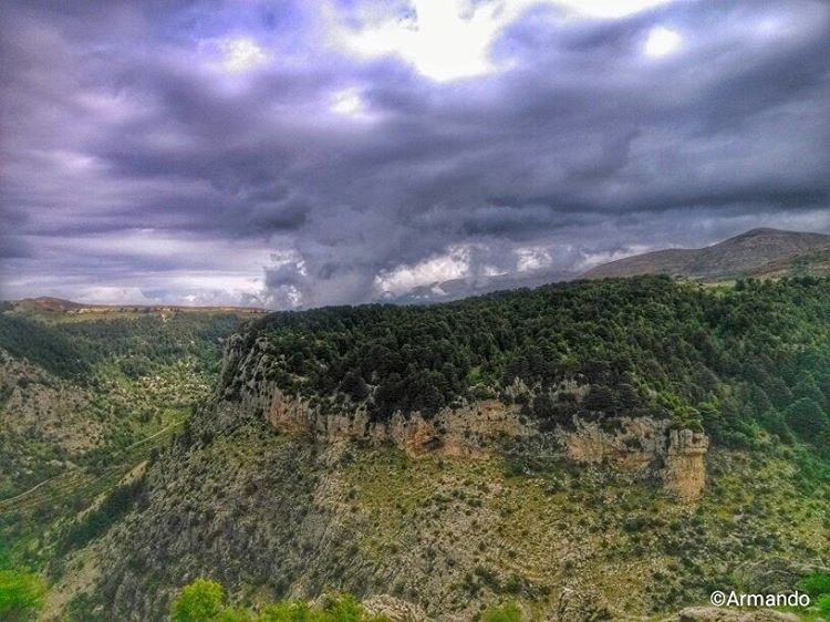 Arz Tannourine as seen from the very top of Mount Ribazi today 😎💪💪... (Qornet er Ribâzi)