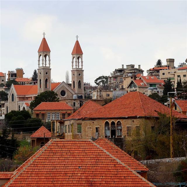  baskinta 🏡 (Baskinta, Lebanon)