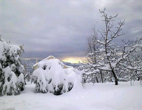  baskinta mountlebanon  nature snow view sunset sunsets views naturallight... (Baskinta, Lebanon)