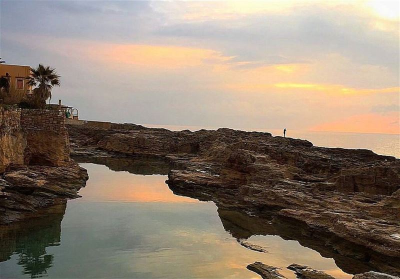  batroun  sunset  mediterranean  sea  mediterraneansea  batrounbeach ... (Mina-batroun)