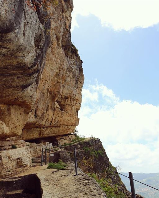 Be careful ! Watch your step..... castle ruins heritage culture... (Niha Fortress - قلعة نيحا)