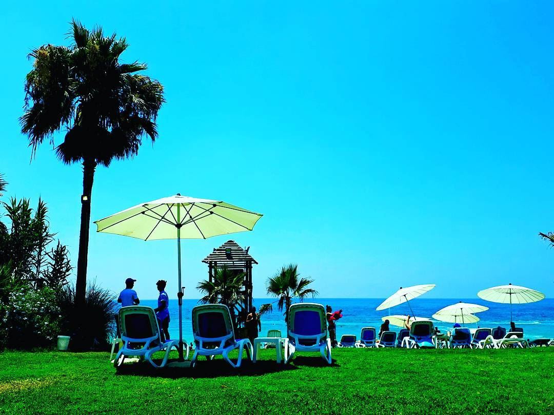  beach  sea  tyre  livelovetyre  lebanon_hdr  leb  lebanon ... (Turquoise BEACH Resort)