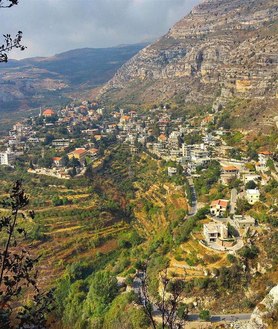 Beautiful Aakoura 😍  throwback  lebanon  nature  naturelovers ... (Akoura, Mont-Liban, Lebanon)