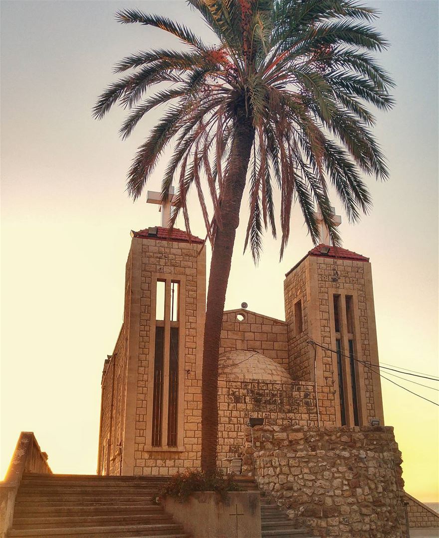 Beautiful Church - Al Fidar 😍 lebanon  nature  naturelovers  natureporn ... (Al Fidar, Mont-Liban, Lebanon)