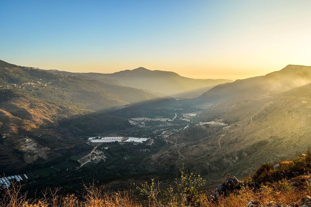 .Beautiful Sunset Today! The golden hour. The Bisri Valley, Shouf,... (Bisri, Al Janub, Lebanon)