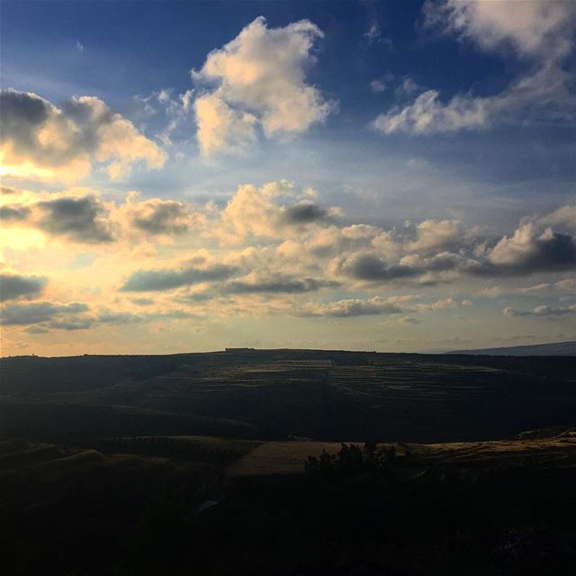  beautifullebanon  livelovelebanon  lebanon  instagood  instacool  clouds ... (Al `Uwaynat, Liban-Nord, Lebanon)