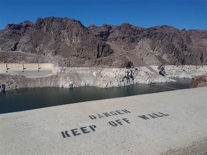 Beauty might be dangerous but intelligence is lethal ig_lebanon ... (Hoover Dam)