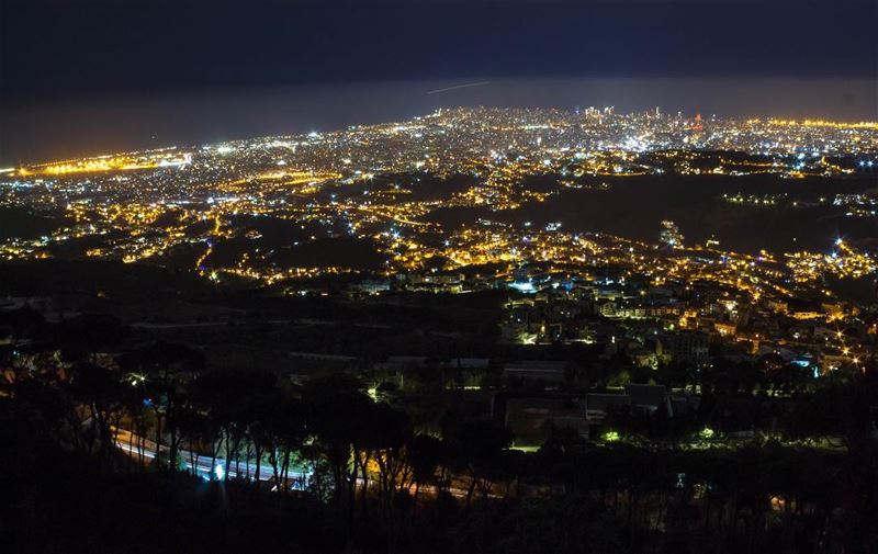 Beirut citylights cityscape lebanon_hdr super_lebanon loves_lebanon... (Aley)
