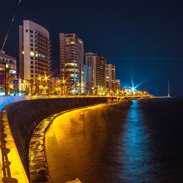 Beirut cityscape citylights longexposure lebanon lebanon_hdr... (Ain El Mreisse, Beyrouth, Lebanon)