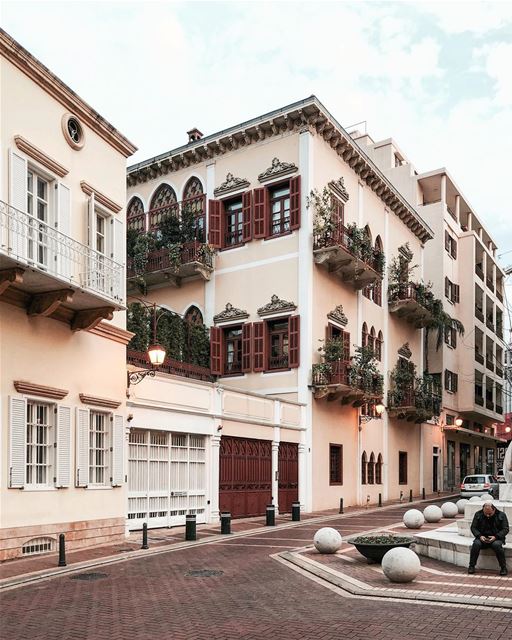 Beirut Houses 🏡  Beirut architecture iamatraveler ..... vsco vscocam... (Beirut, Lebanon)