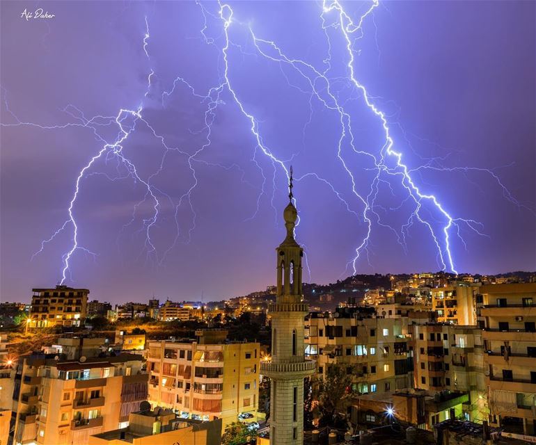 Beirut last night 11/05/2018..... photography photographer... (Beirut, Lebanon)