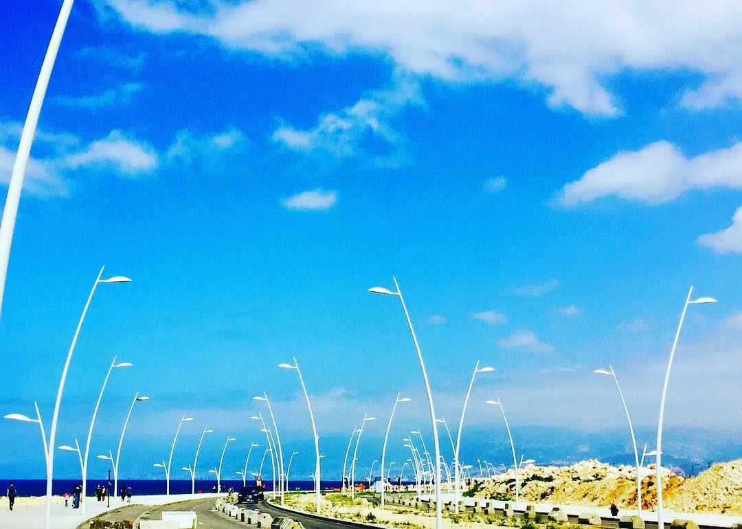 Beirut seaside walk..... lebanon  beirut  vscocam ... (Zaitunay Bay)