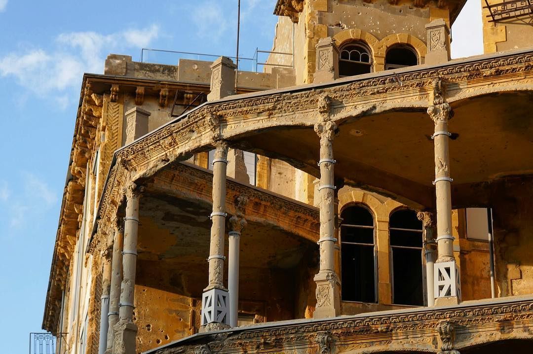 Beit Beirut 🏛  archeology  livelovearchitecture  oldlebanon ... (Beirut, Lebanon)