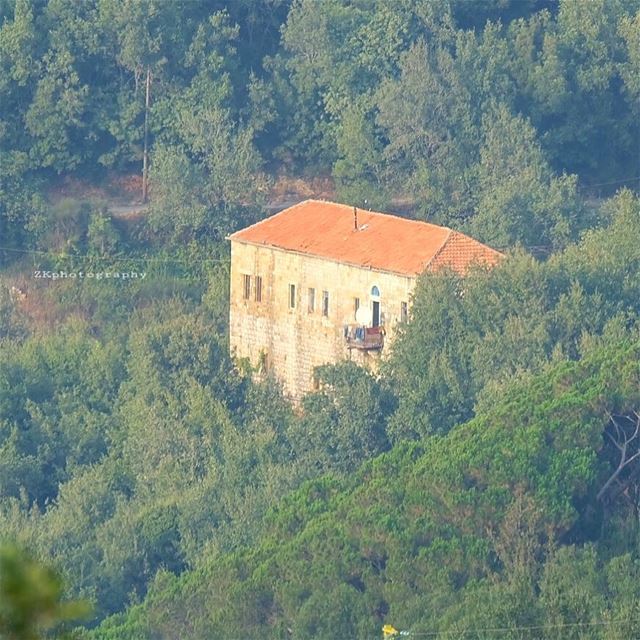 Beit Chabab - Summer 2017 🇱🇧 • insta_lebanon  ig_lebanon ... (Beït Chabâb, Mont-Liban, Lebanon)