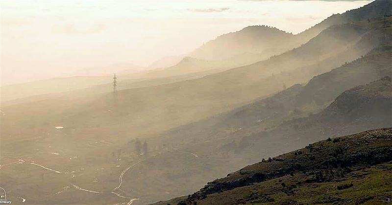  bekaa bekaavalley foggy sunrise landscape takenbywissamalhoury... (Bekaa Valley)