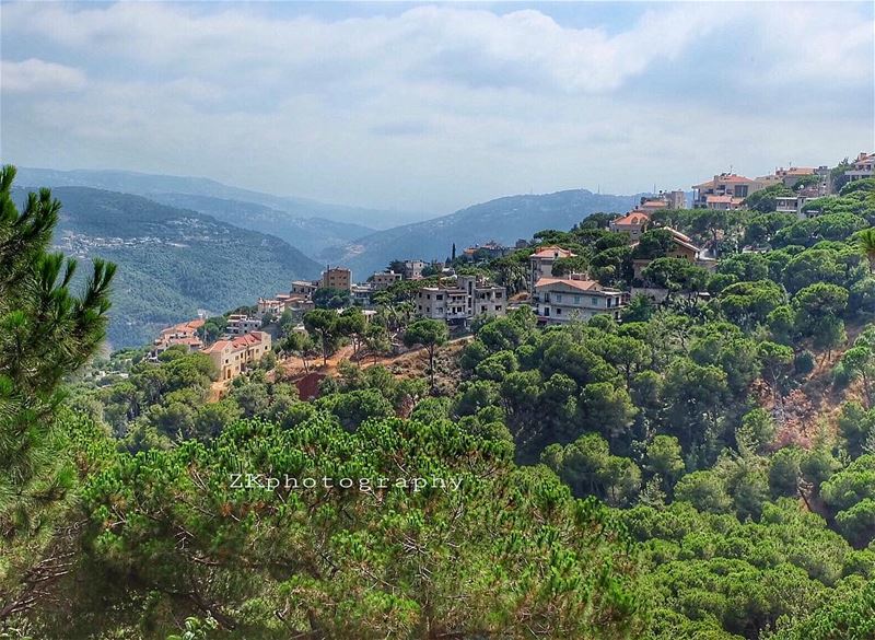 Biladouna 🇱🇧 بلادُنا • insta_lebanon  ig_lebanon  lebanon_pictures ... (Broummâna, Mont-Liban, Lebanon)