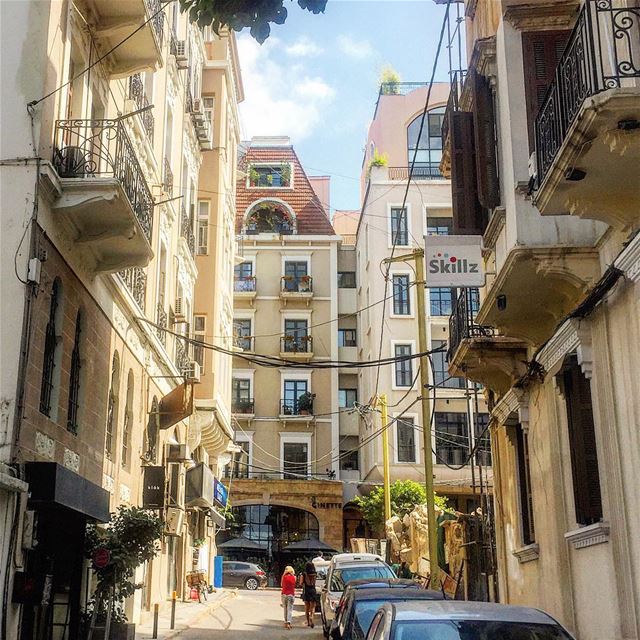 Bonjour Beyrouth ☀️::::::::::::::::::::::::::::::::::::::::::::::::::::::: (Rue Gouraud)