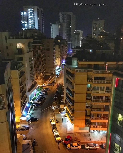 Bonsoir Beirut 🙌🏼✨ • insta_lebanon  ig_lebanon  lebanon_pictures ... (Beirut, Lebanon)