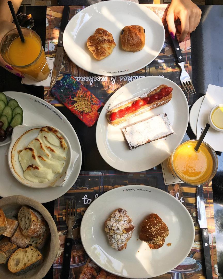 Brunch @bartartine ❤️ ... (Bar Tartine Dbayé)