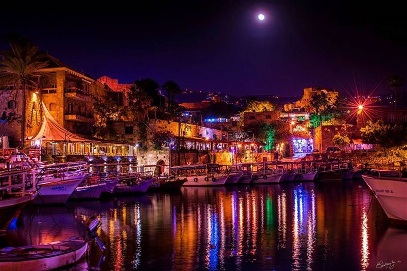  byblos  night  lebanon  castle  boats  beach  sea  fishing  moon ... (Byblos, Lebanon)