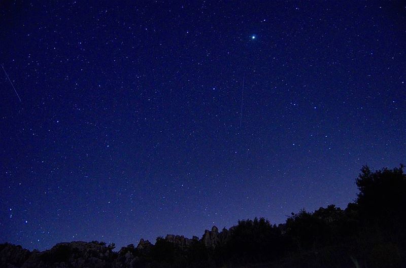 🌠🌌Camping nights🌌🌠Turn up your brightness for some meteors ☄... (My Adventures Lebanon)