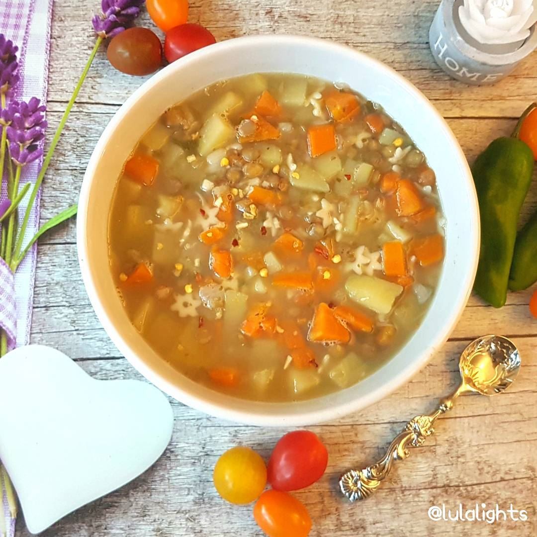 🍁Chickenless soup for sick days😩🍁 I made mine with potatoes, carrots,... (Germany)