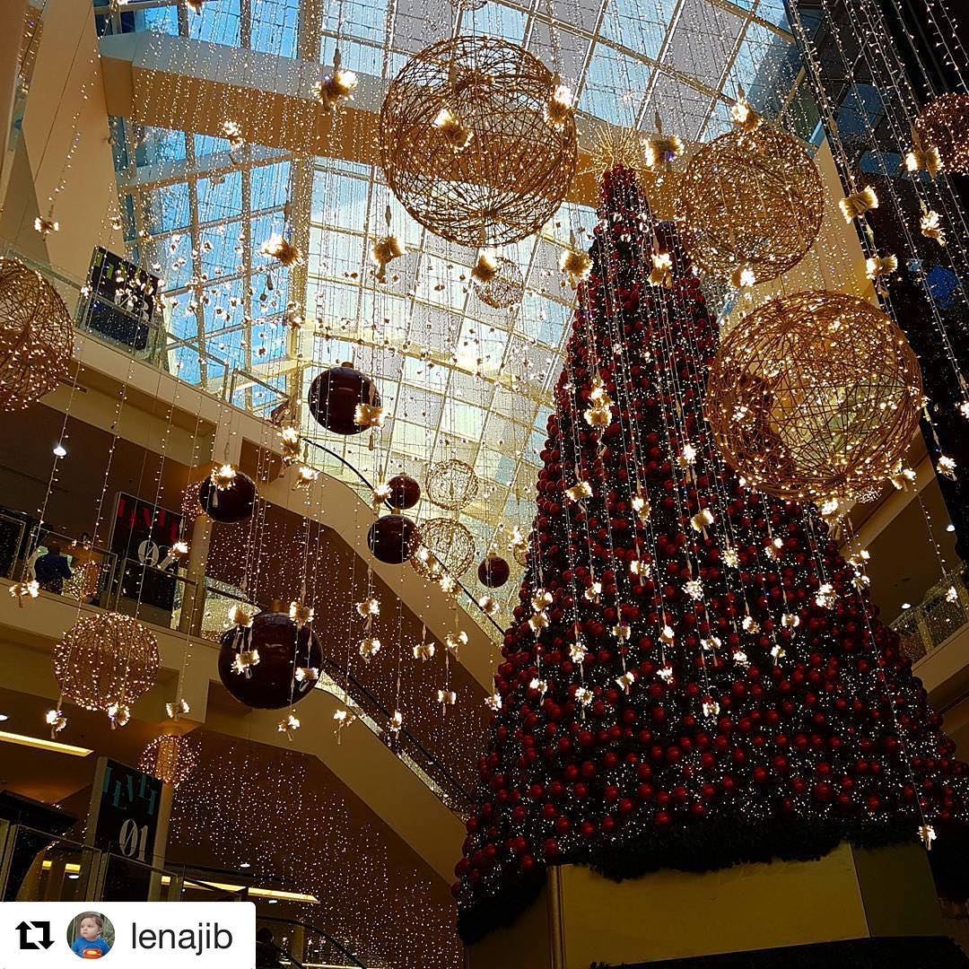 Christmas Tree Le Mall Dbayeh