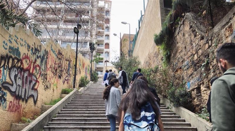 city walks (2) (Ain El Mreisse, Beyrouth, Lebanon)