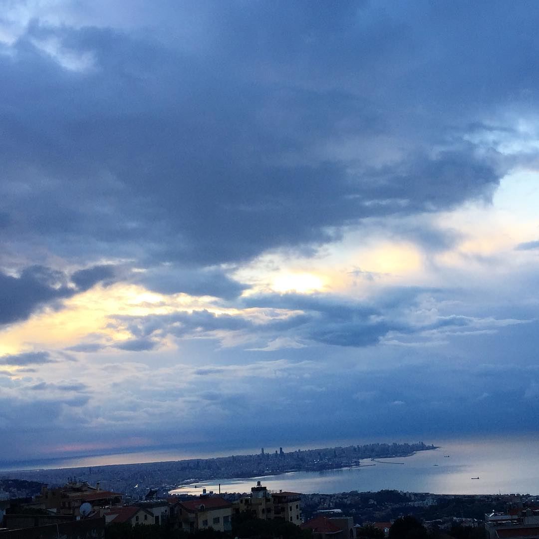  clouds  horizon  nature  Mediterranean  beirutconnected  capture ... (Mediterranian Sea)