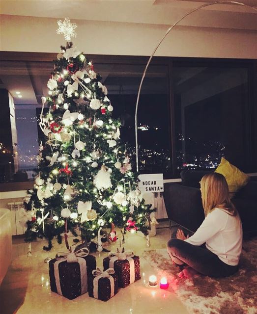 Dear Santa ...🎅🏻💚 christmasthoughts ... mostwonderfultimeoftheyear 💚.... (Lebanon)