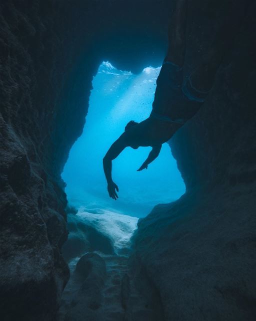 Deep into the blue 🌊 BSHIL @mountaindewlebanon Photo taken with @gopro... (Batroûn)