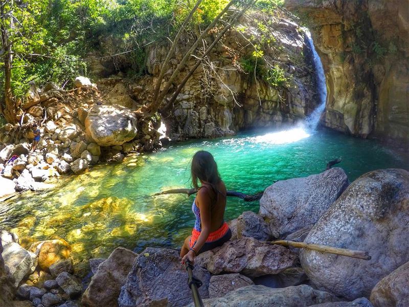 Don't go chasing waterfalls ........ hiking  gopro  goprohero4 ... (Akoura, Mont-Liban, Lebanon)