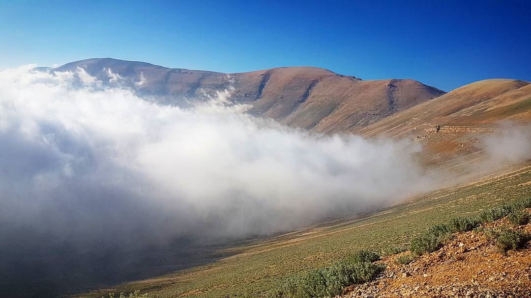 Don't you wish to be there now instead of the office ? loves_lebanon ... (Bcharré, Liban-Nord, Lebanon)