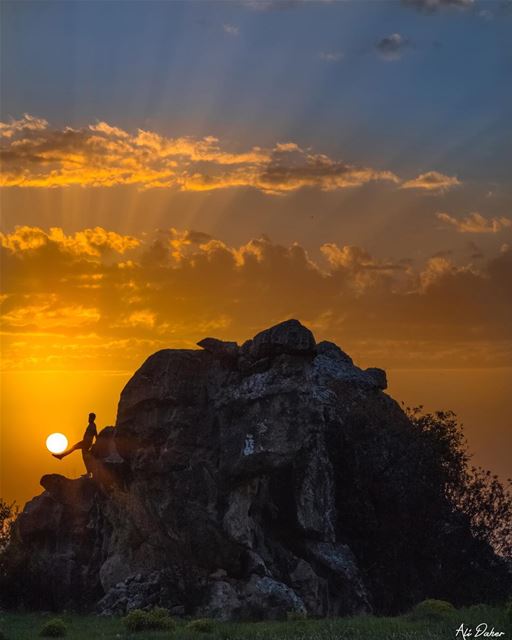 Dream big, Set goal, Take action 🌅... ... sunset sunsetporn... (Jezzîne, Al Janub, Lebanon)